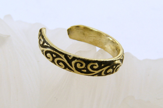 Brass Oxidized Toe Ring - Any Size