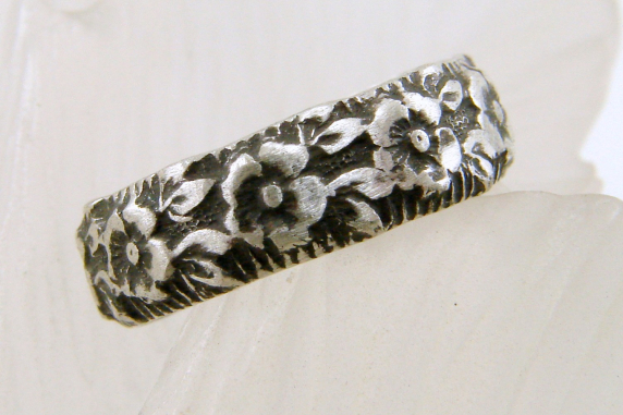 Flower Pattern Sterling Silver Toe Ring or Band Ring